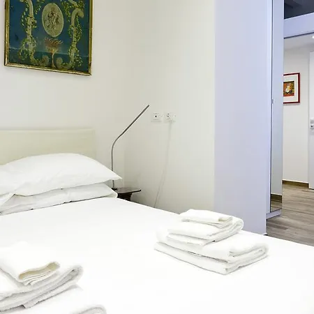 Italianway - Corso Sempione 8 * Milan